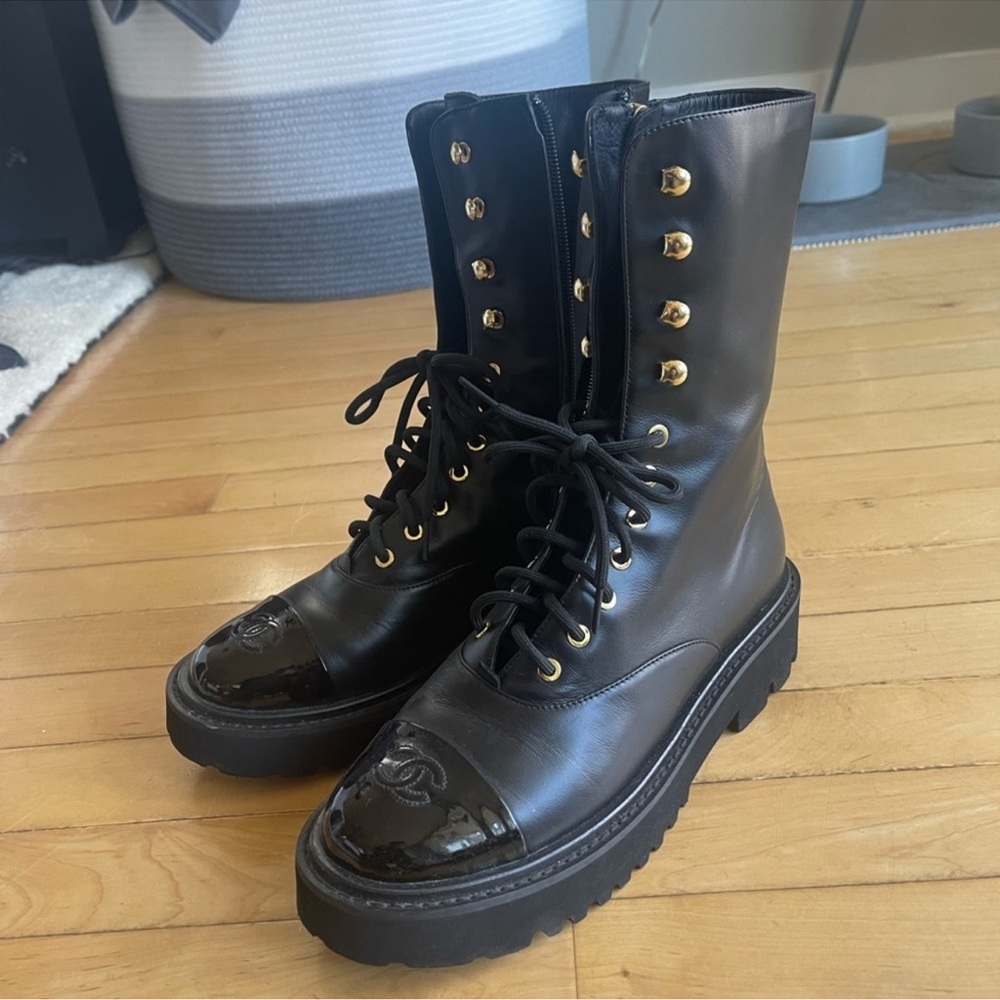 Chanel combat boot’s :)
